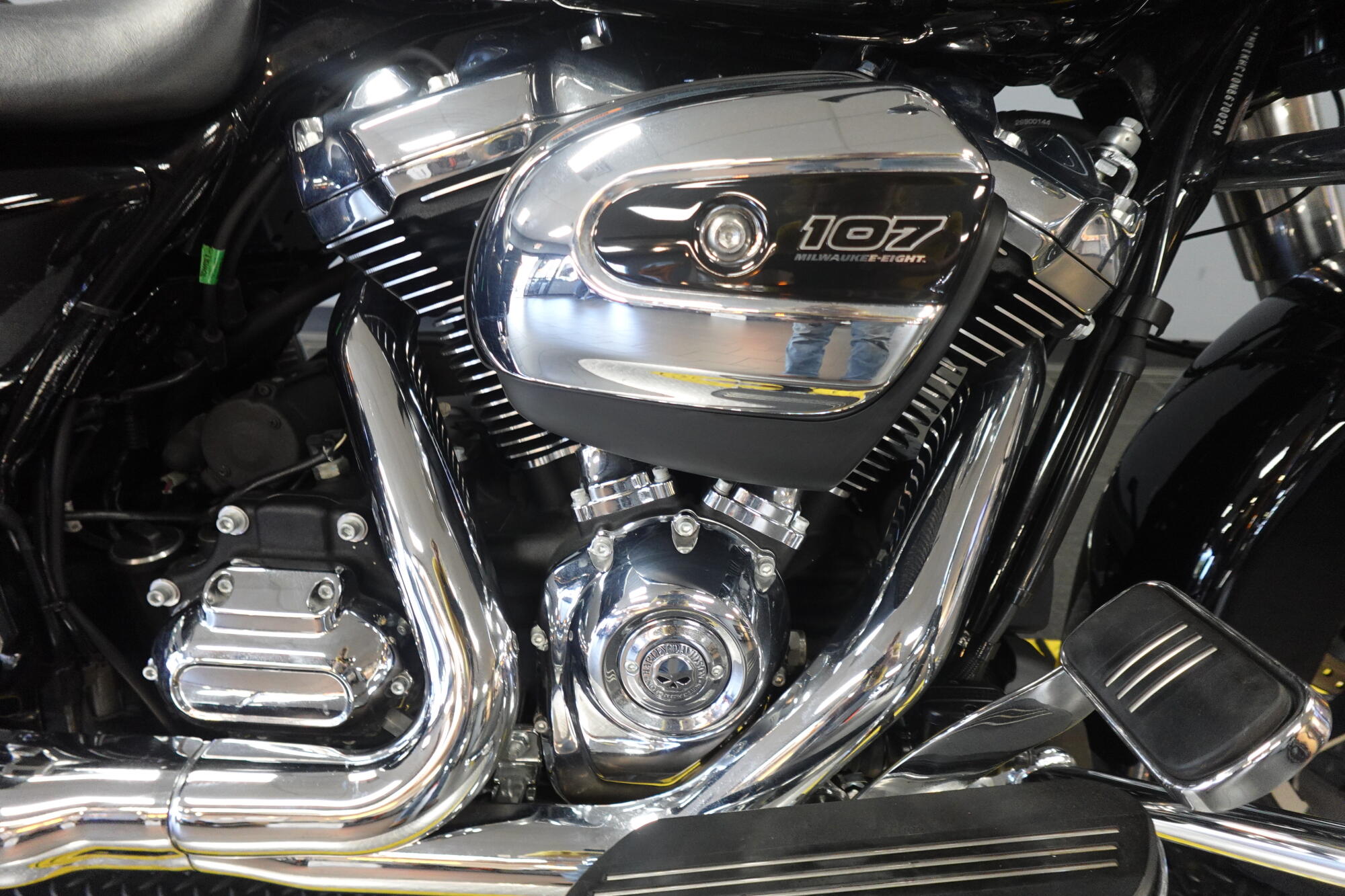 2022 Harley-Davidson® Road Glide® FLTRX, photo 9