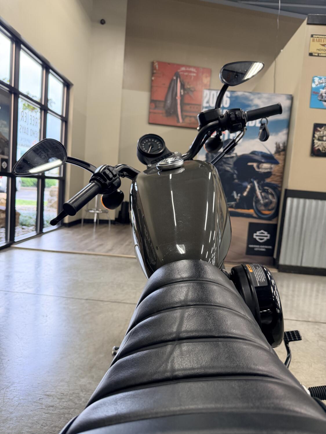 2019 Harley-Davidson® Iron 883™ XL 883N, photo 5