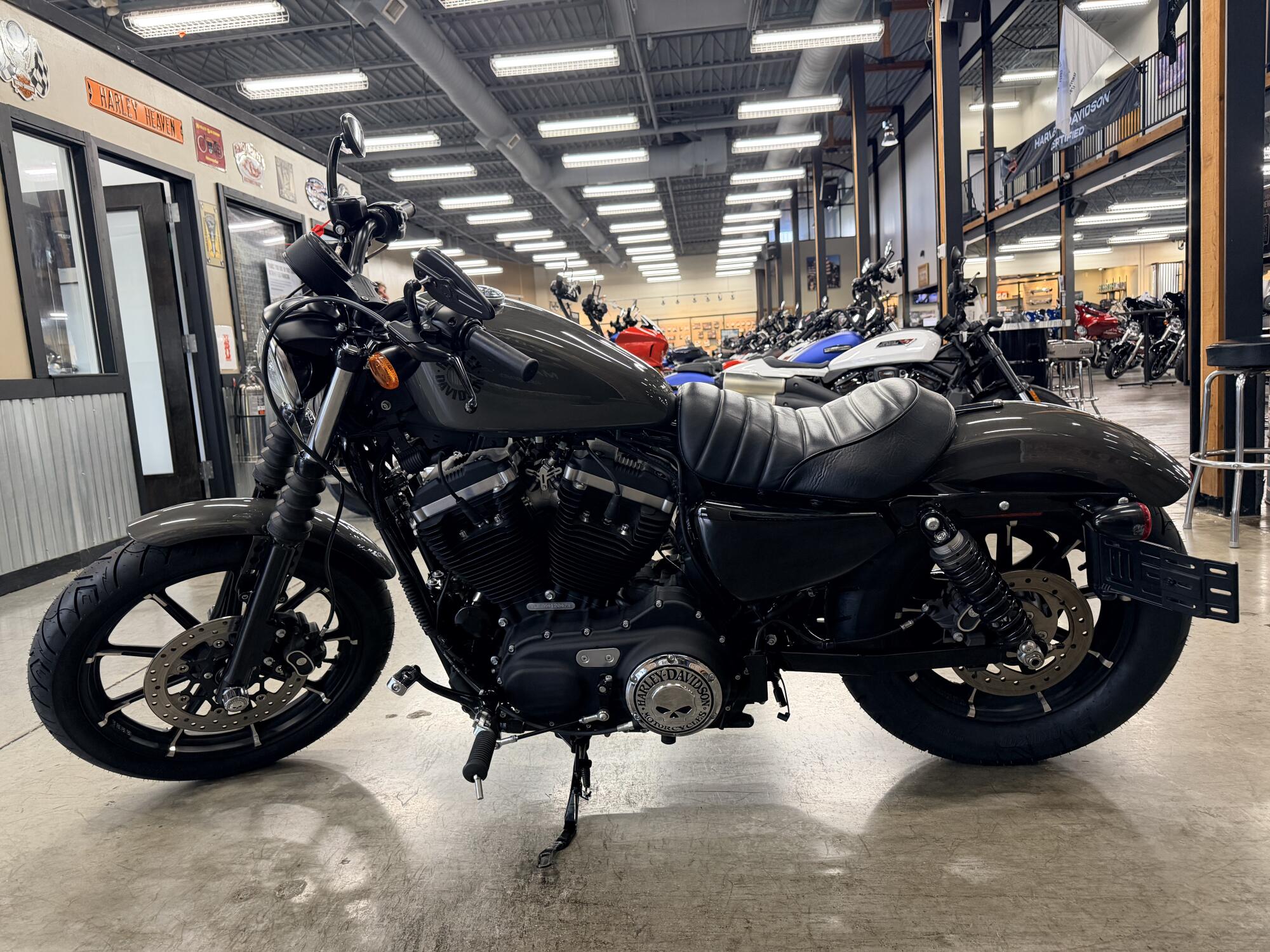 2019 Harley-Davidson® Iron 883™ XL 883N, photo 12