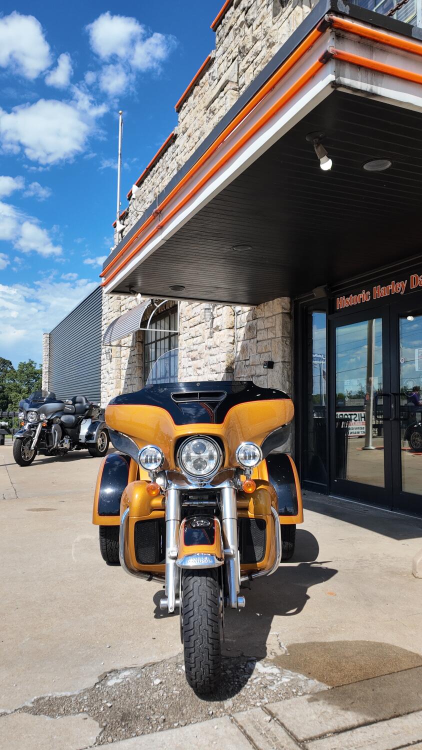 FLHTCUTG 2023 Tri Glide® Ultra