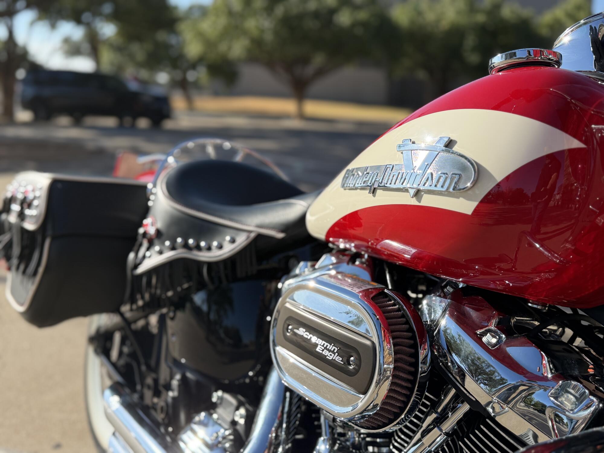 2024 Harley-Davidson® Hydra-Glide Revival Redline Red, photo 9