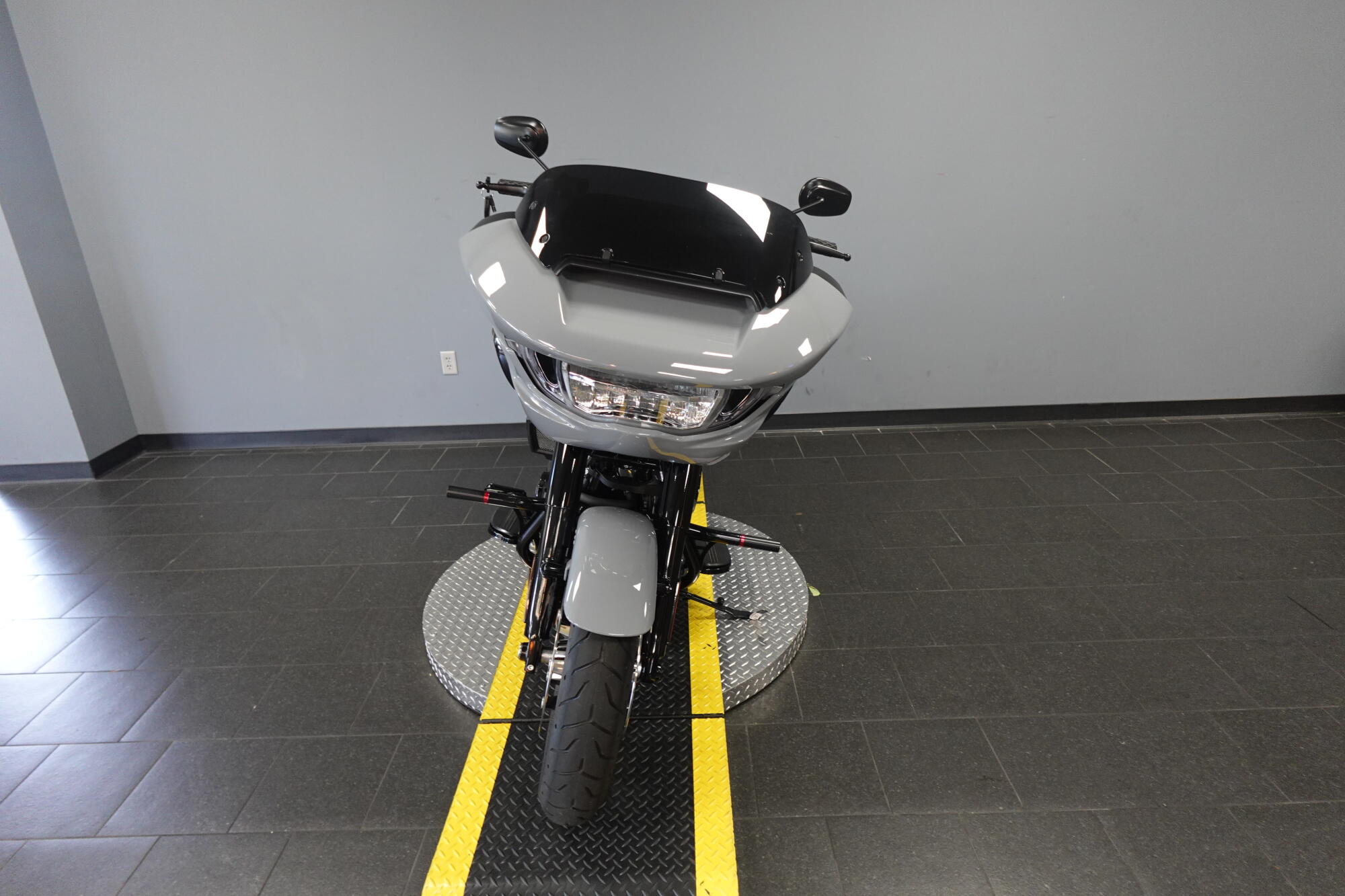 2026 Harley-Davidson® Road Glide® FLTRX, photo 3