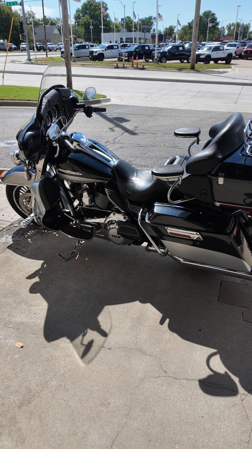 FLHTK 2013 Electra Glide® Ultra Limited, photo 3