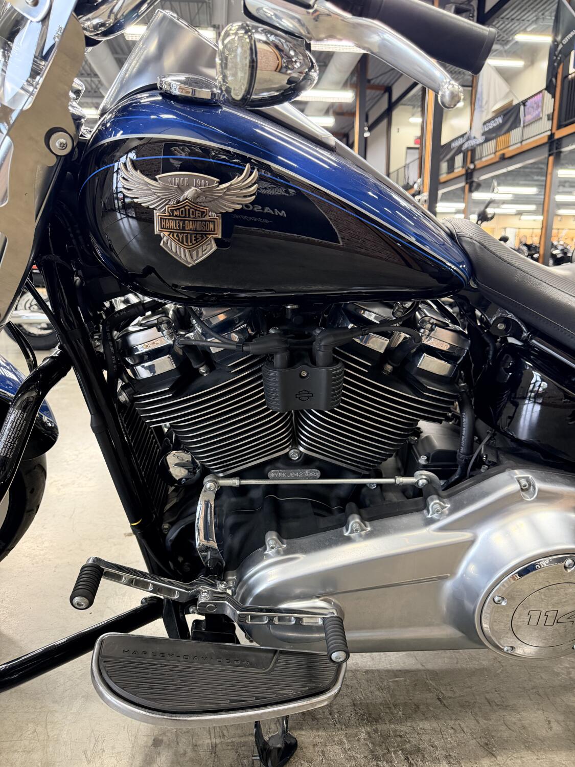 2018 Harley-Davidson® 115th Anniversary Fat Boy® 114 FLFBSANV, photo 13