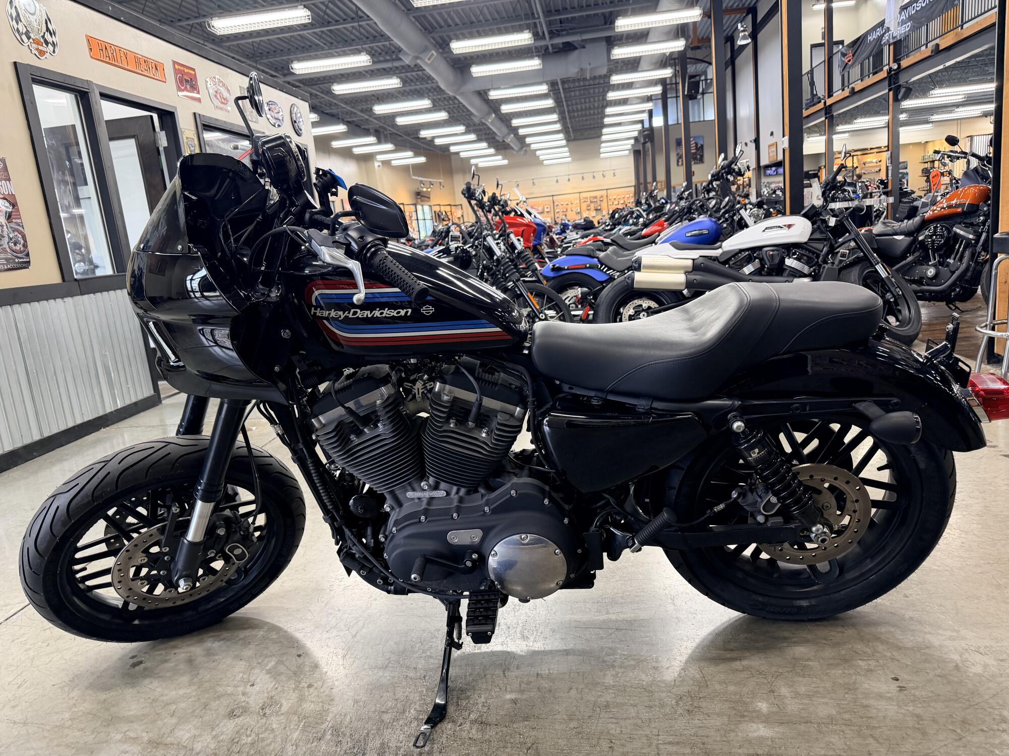 2019 Harley-Davidson® Roadster™ XL1200R, photo 12