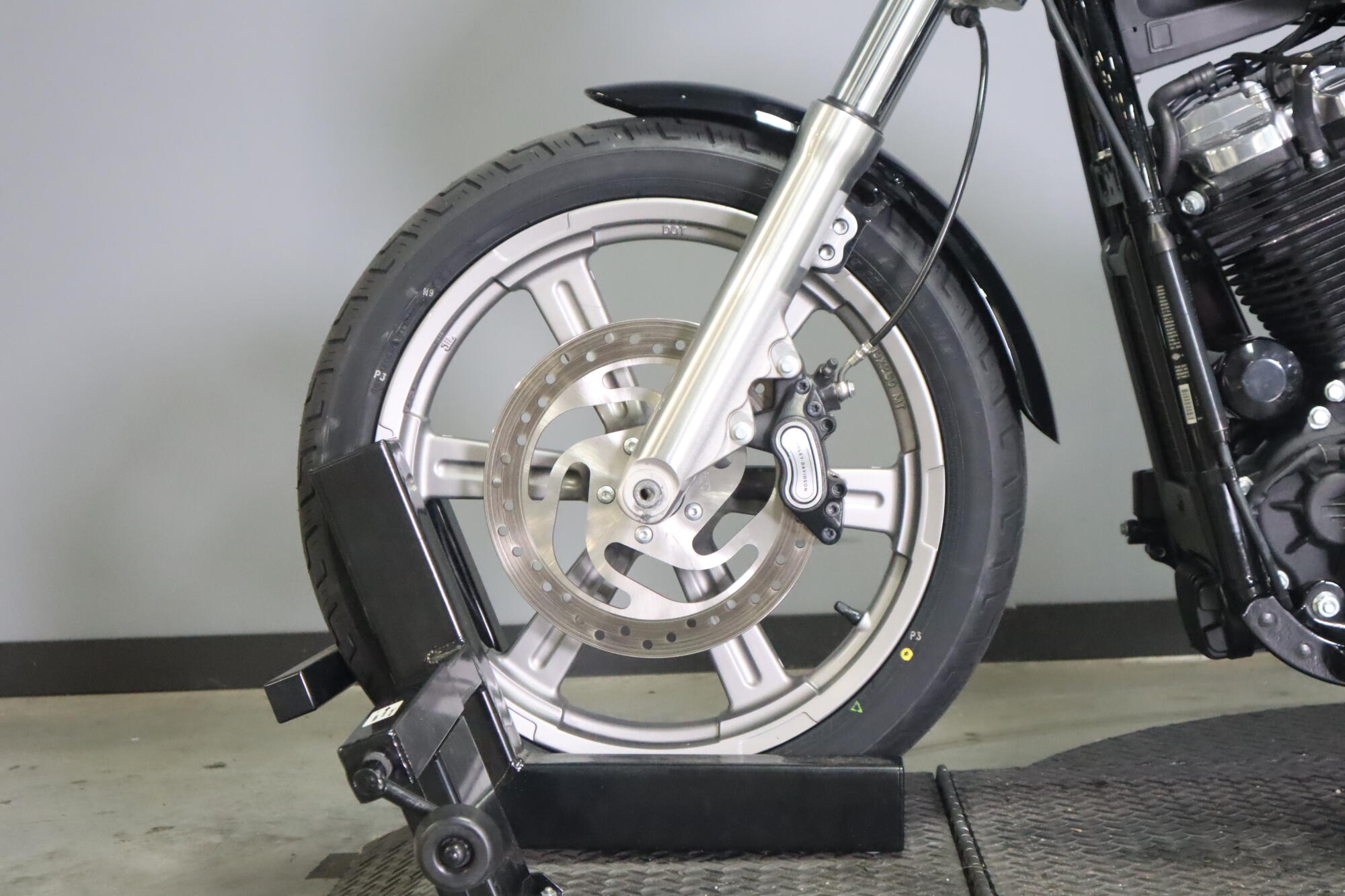 2022 Harley-Davidson® Softail® Standard (FXST), photo 12