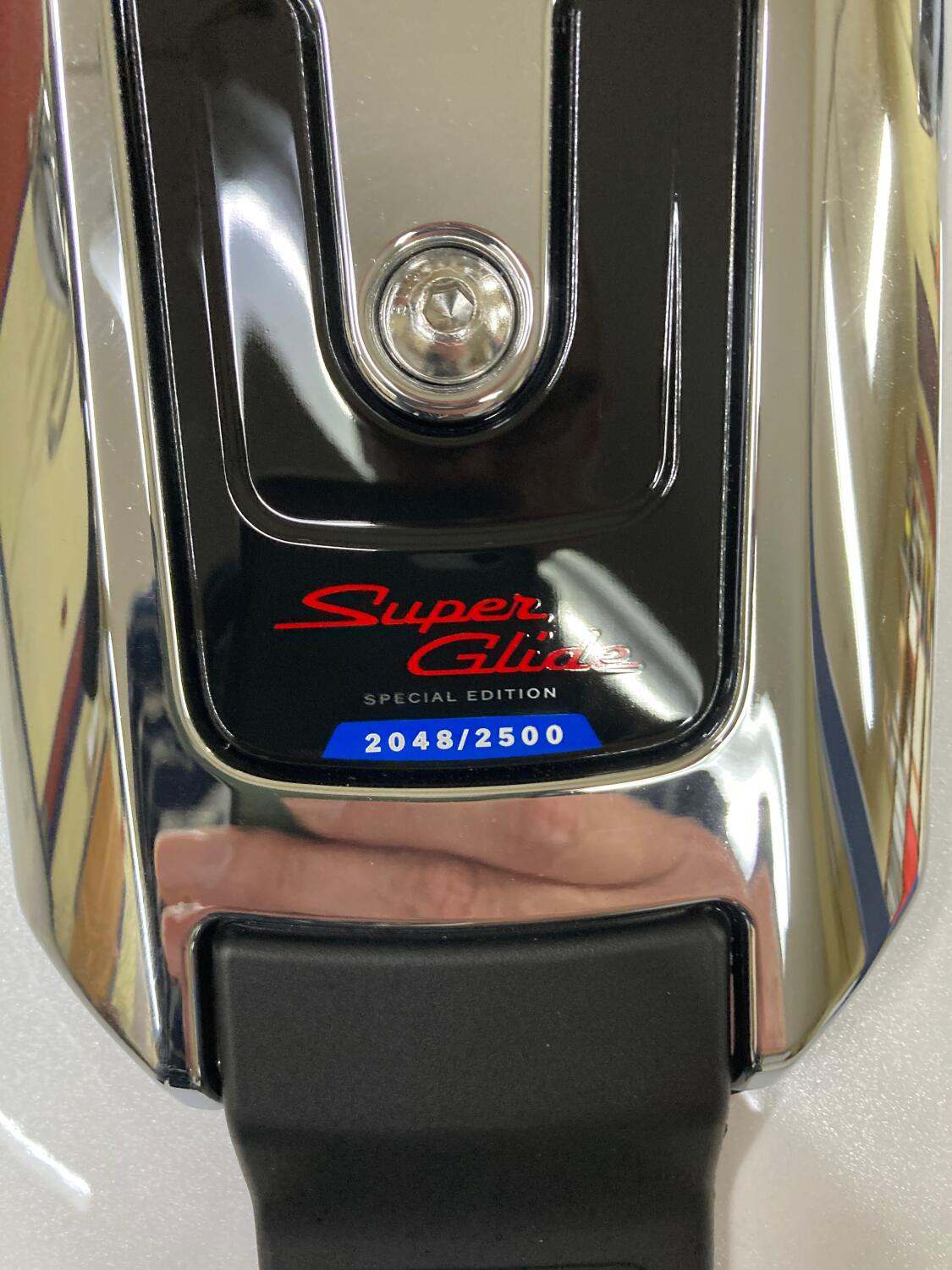 2026 Harley-Davidson® Super Glide® White Onyx Pearl FXD, photo 6