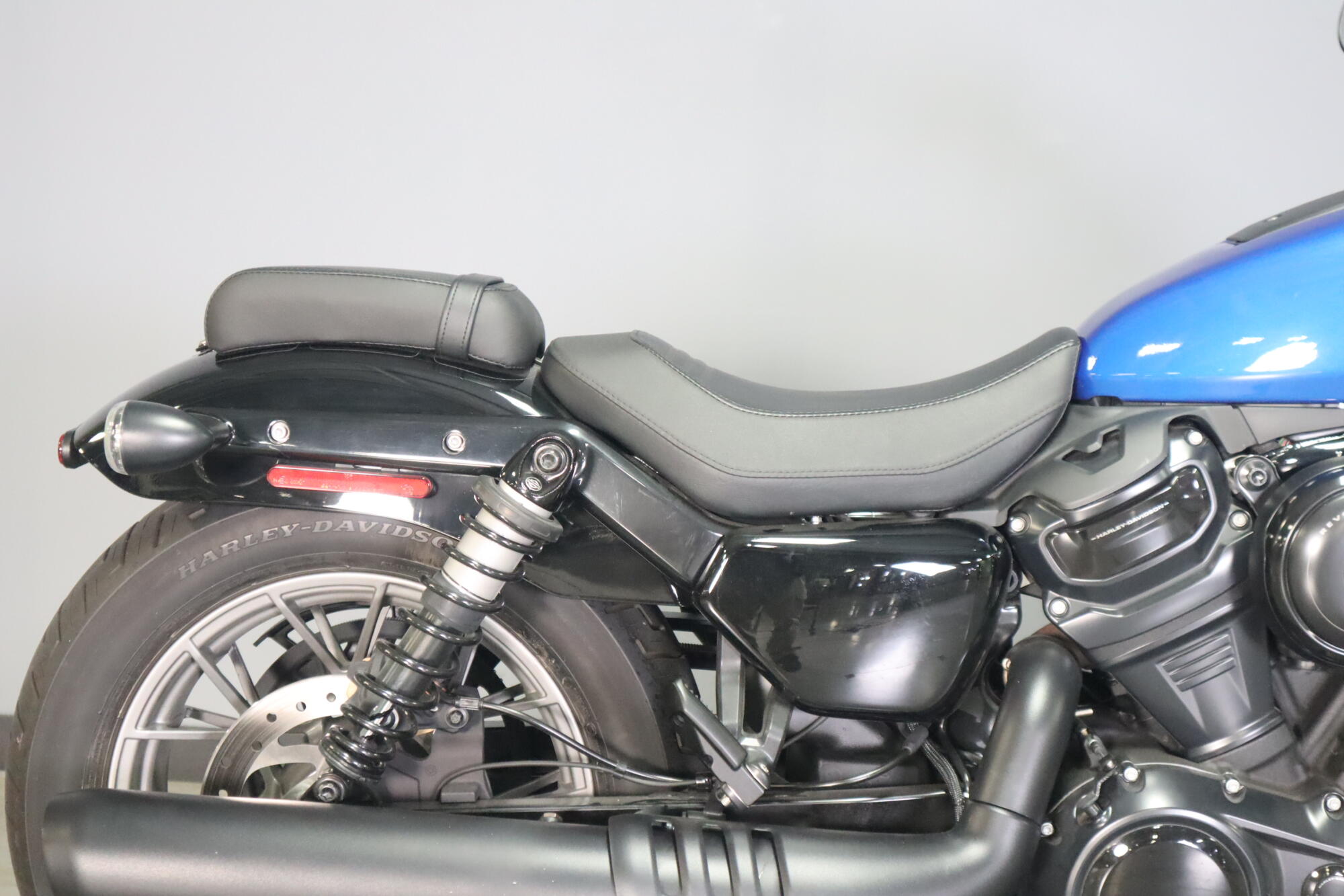 2025 Harley-Davidson® Nightster™ Special RH975S, photo 9