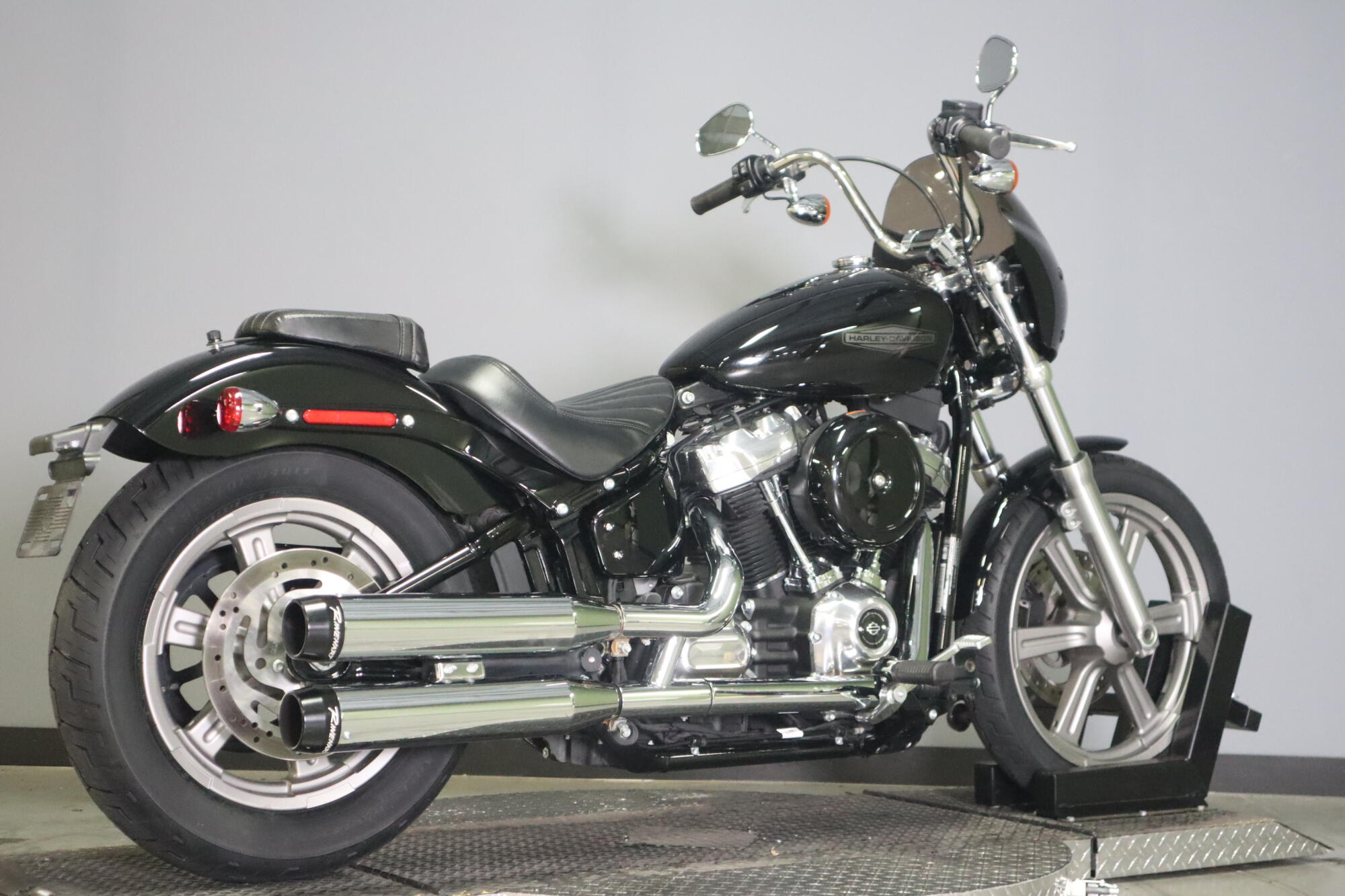 2022 Harley-Davidson® Softail® Standard (FXST), photo 8