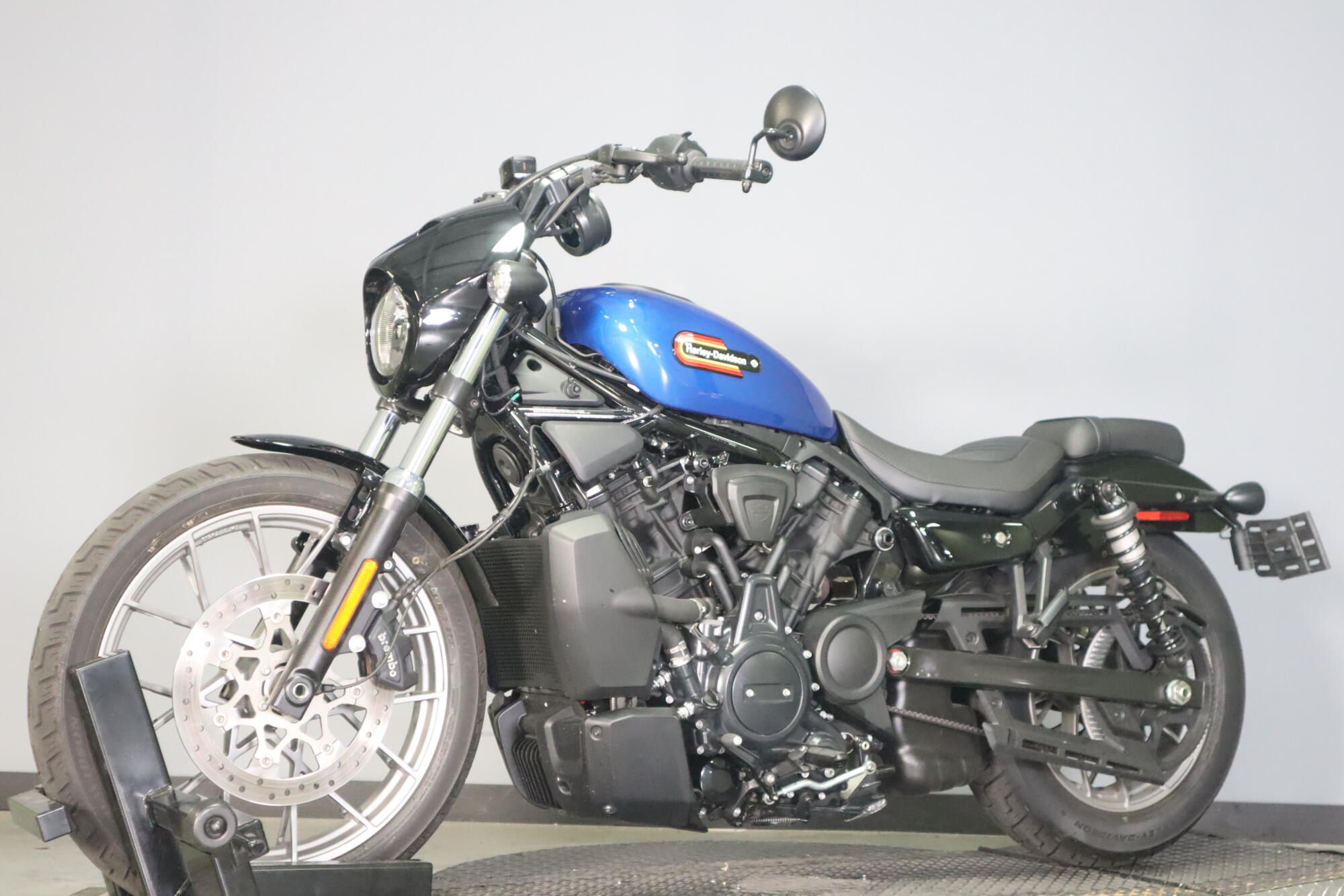 2025 Harley-Davidson® Nightster™ Special RH975S, photo 4