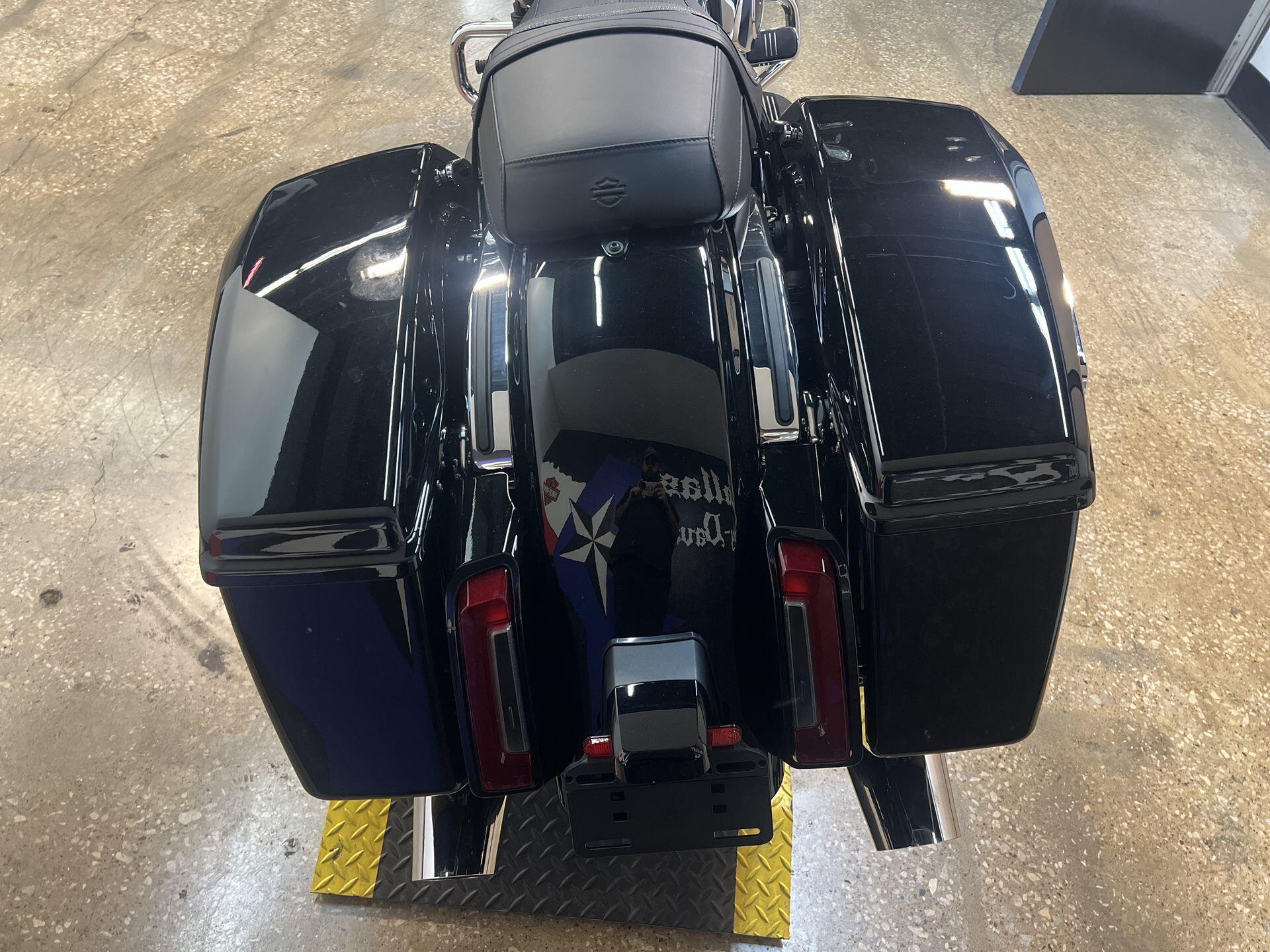 2026 Harley-Davidson® Road Glide® FLTRX, photo 19