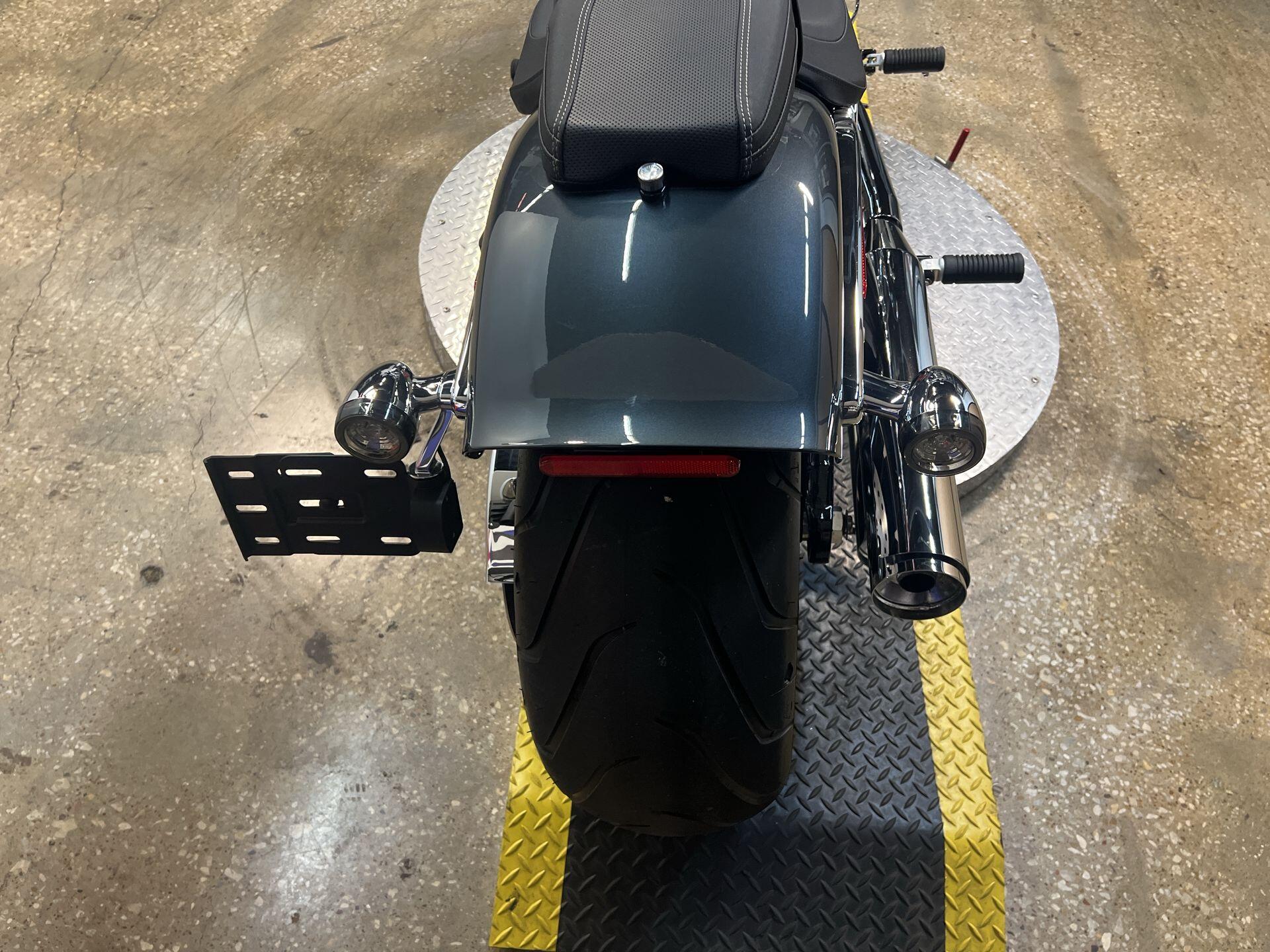 2026 Harley-Davidson® Breakout® FXBR, photo 19
