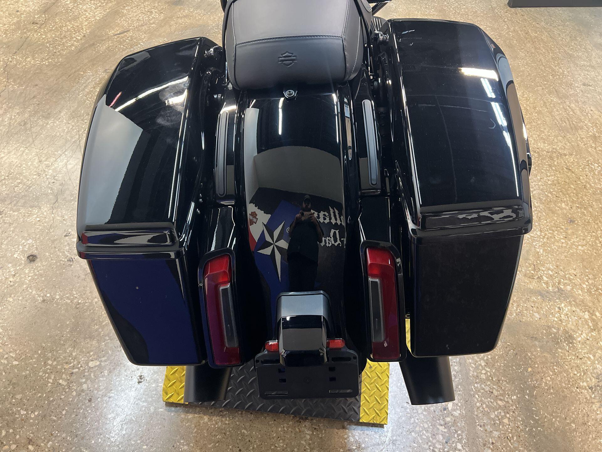 2026 Harley-Davidson® Road Glide® FLTRX, photo 19