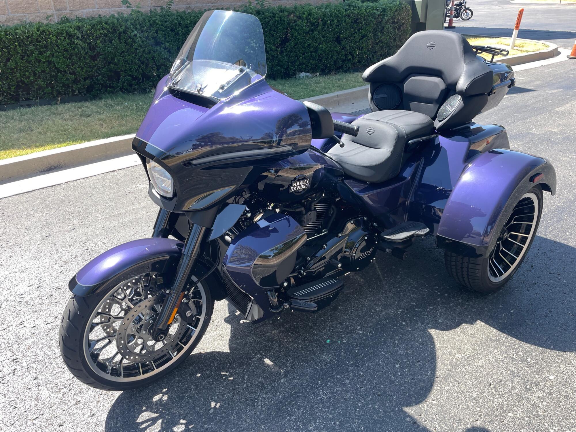 2026 Harley-Davidson® Street Glide 3 Limited FLHLT, photo 8