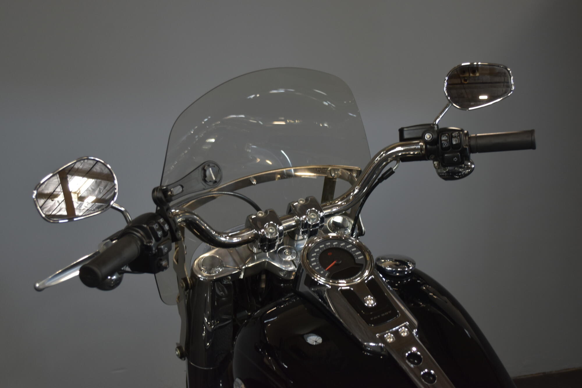 2024 Harley-Davidson® Fat Boy® 114 Vivid Black, photo 17