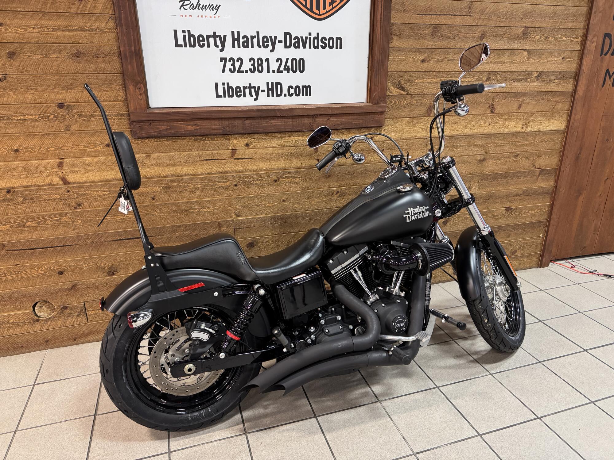 2016 Harley-Davidson® Street Bob® Black Denim FXDB, photo 8