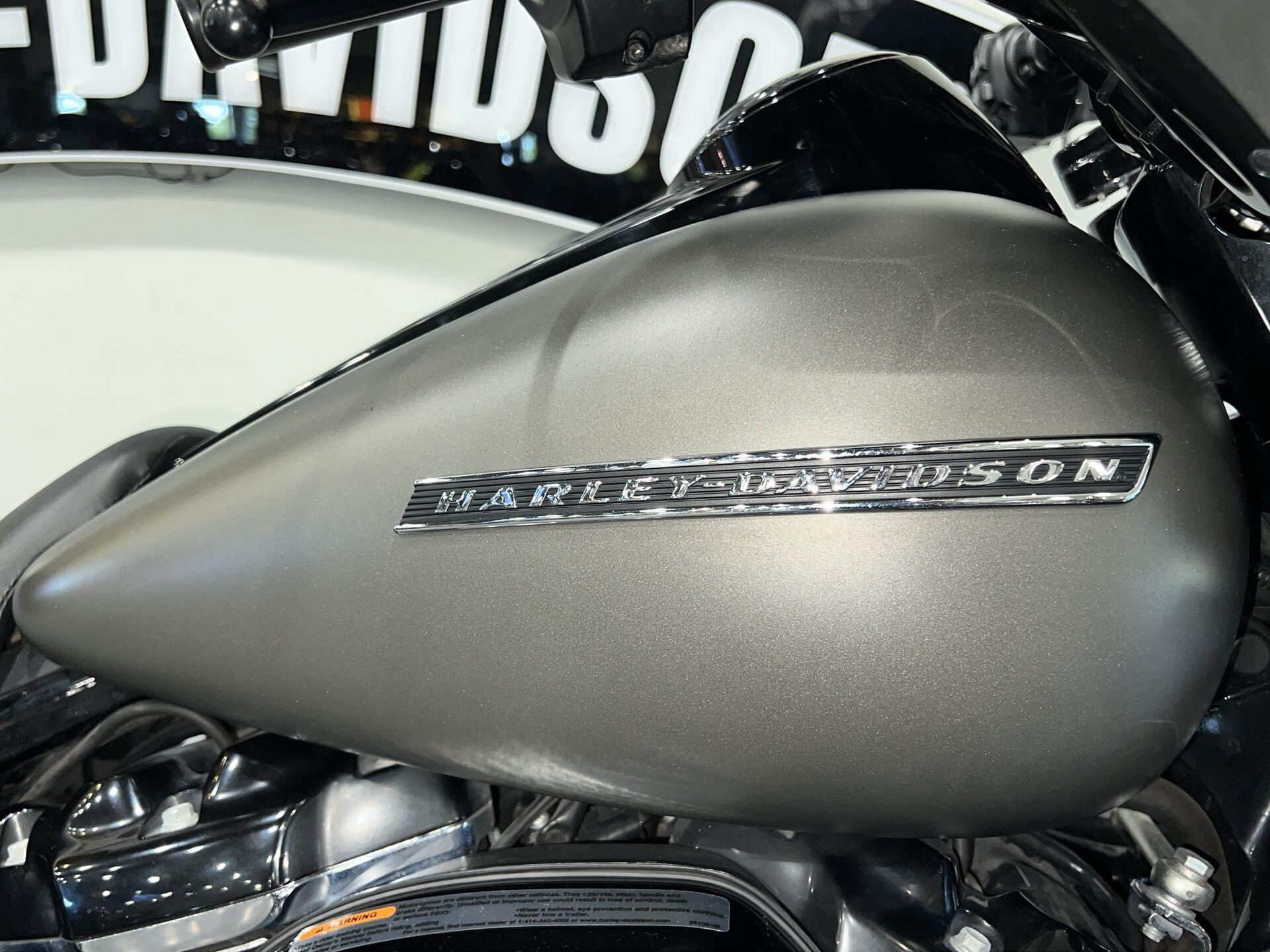 2019 Harley-Davidson® Street Glide® Special FLHXS, photo 6