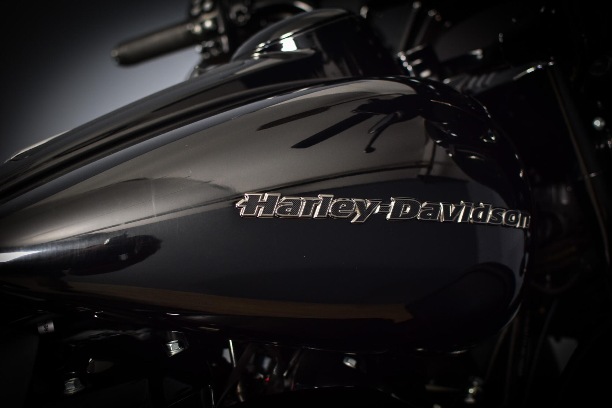 2020 Harley-Davidson® Ultra Limited Vivid Black - Black Finish, photo 14