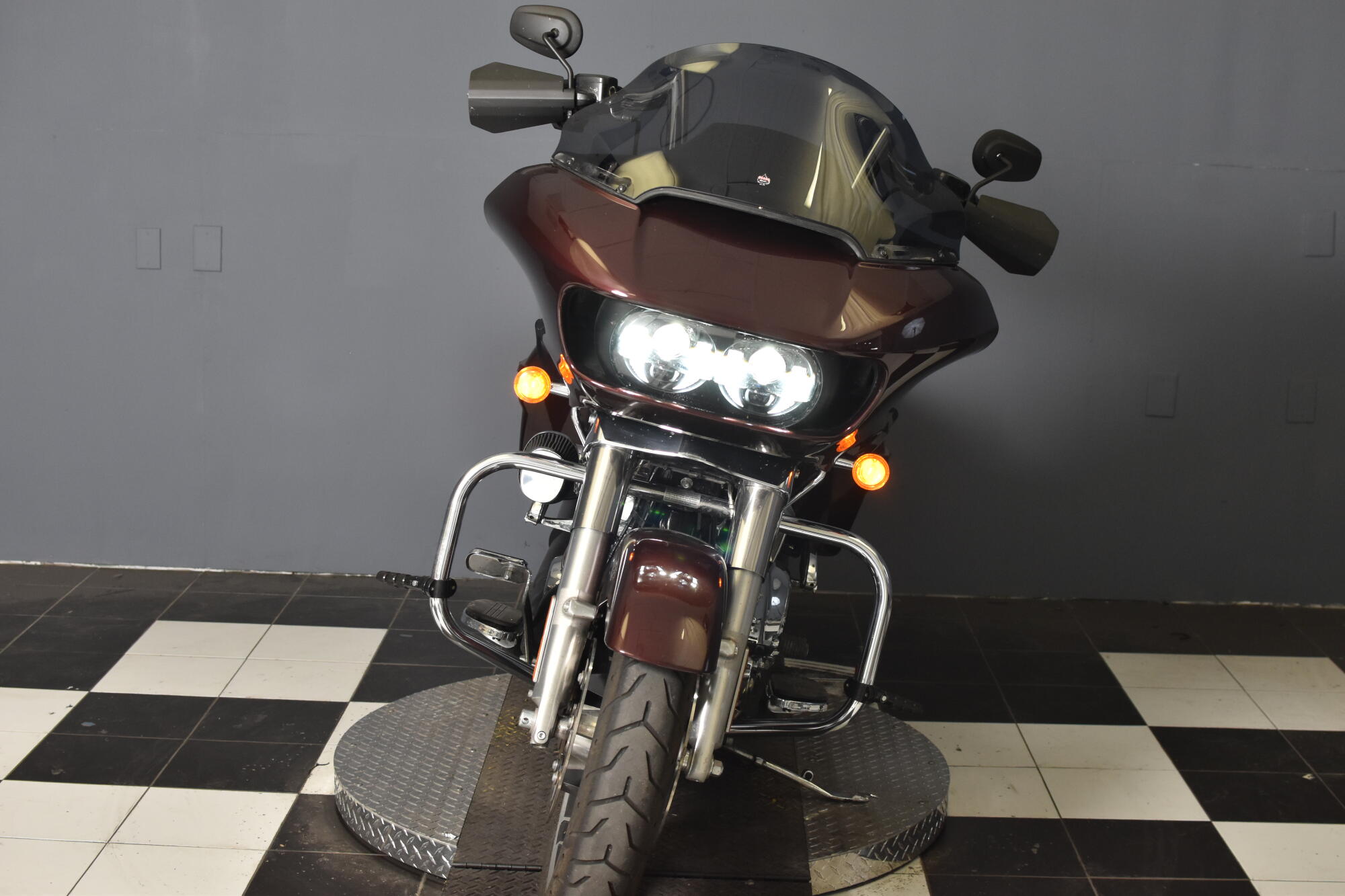 2018 Harley-Davidson® Road Glide® Twisted Cherry FLTRX, photo 3