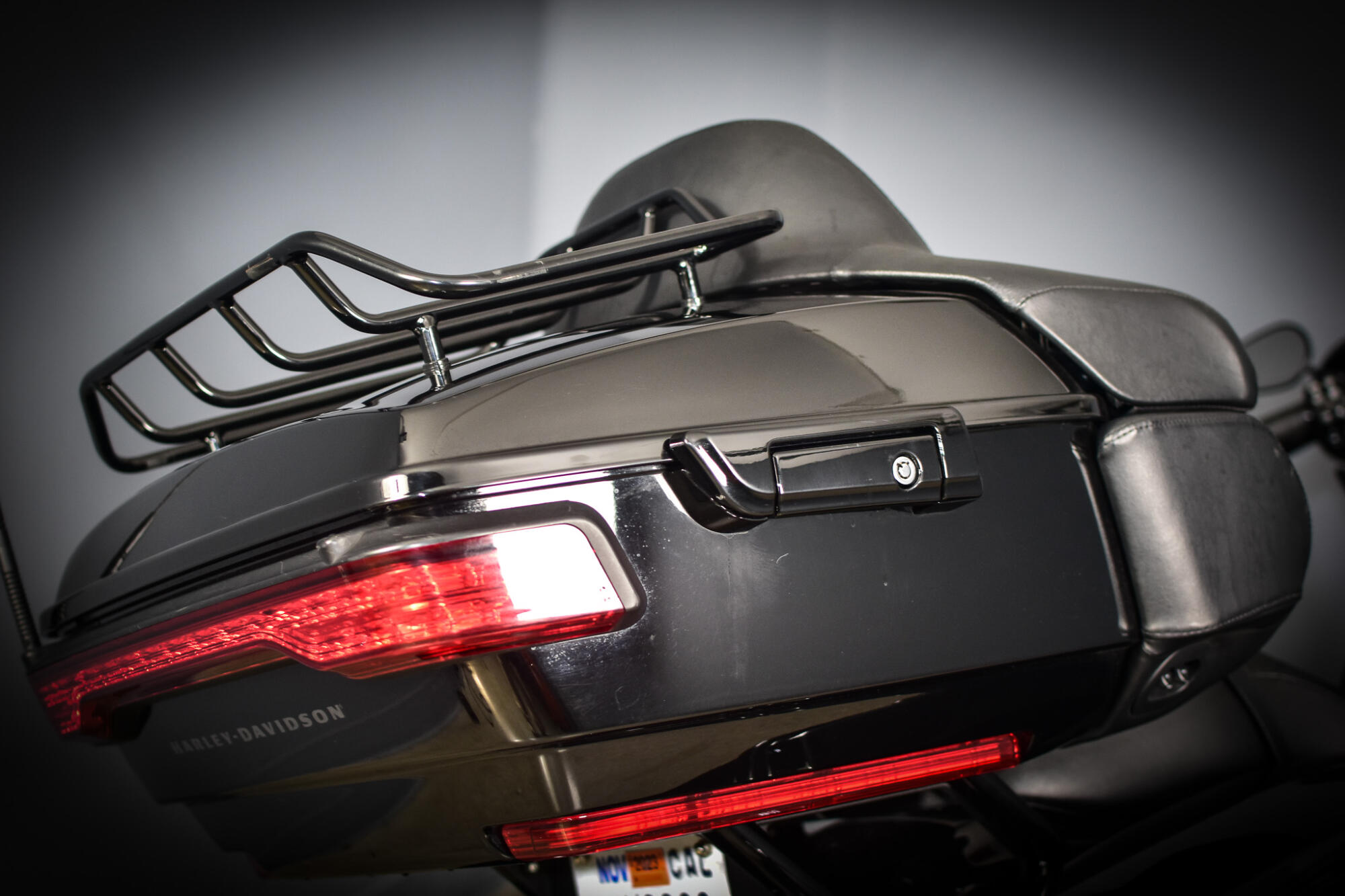 2020 Harley-Davidson® Ultra Limited Vivid Black - Black Finish, photo 19