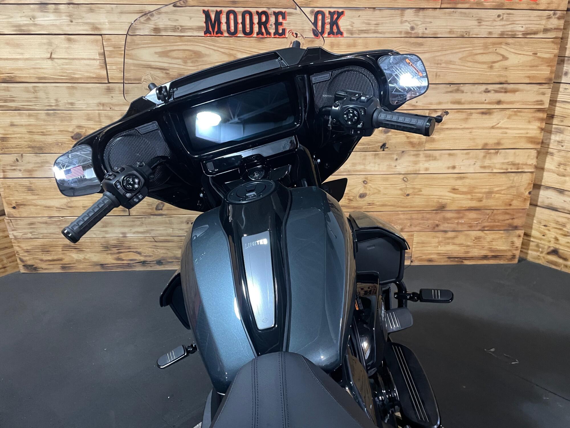 2026 Harley-Davidson® Street Glide Limited FLHXL, photo 14