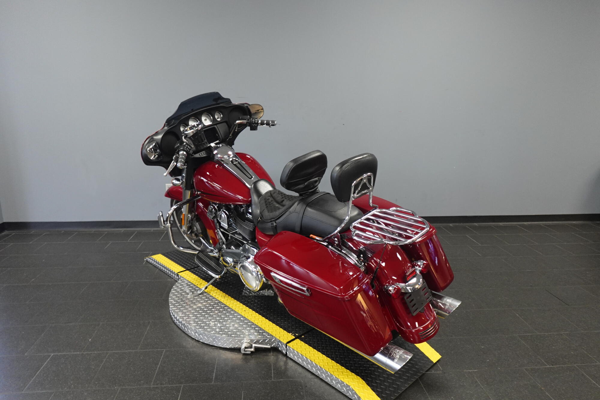 2020 Harley-Davidson® Street Glide® FLHX, photo 6