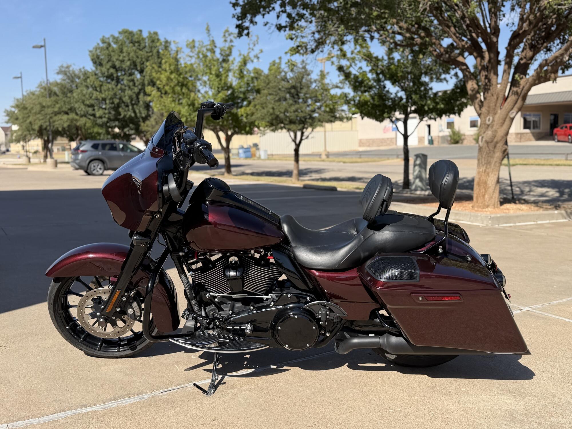 2018 Harley-Davidson® Street Glide® Special Twisted Cherry, photo 5