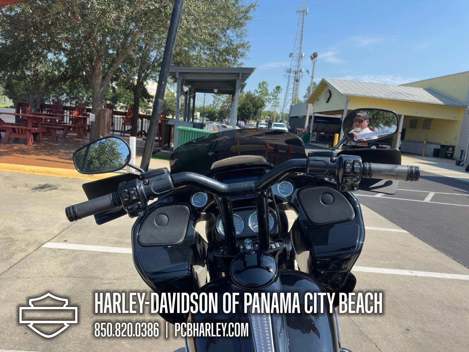 2019 Harley-Davidson® Road Glide® Special, photo 15