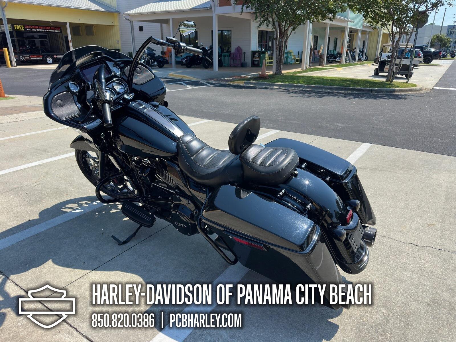 2022 Harley-Davidson® Road Glide® Special, photo 6