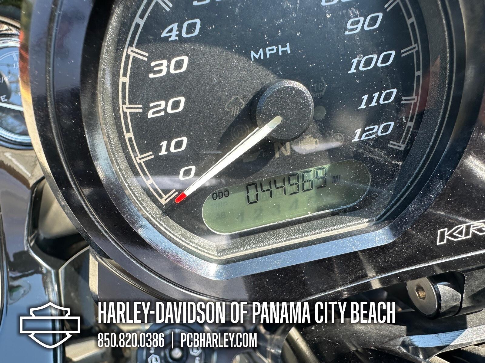 2022 Harley-Davidson® Road Glide® Special, photo 16