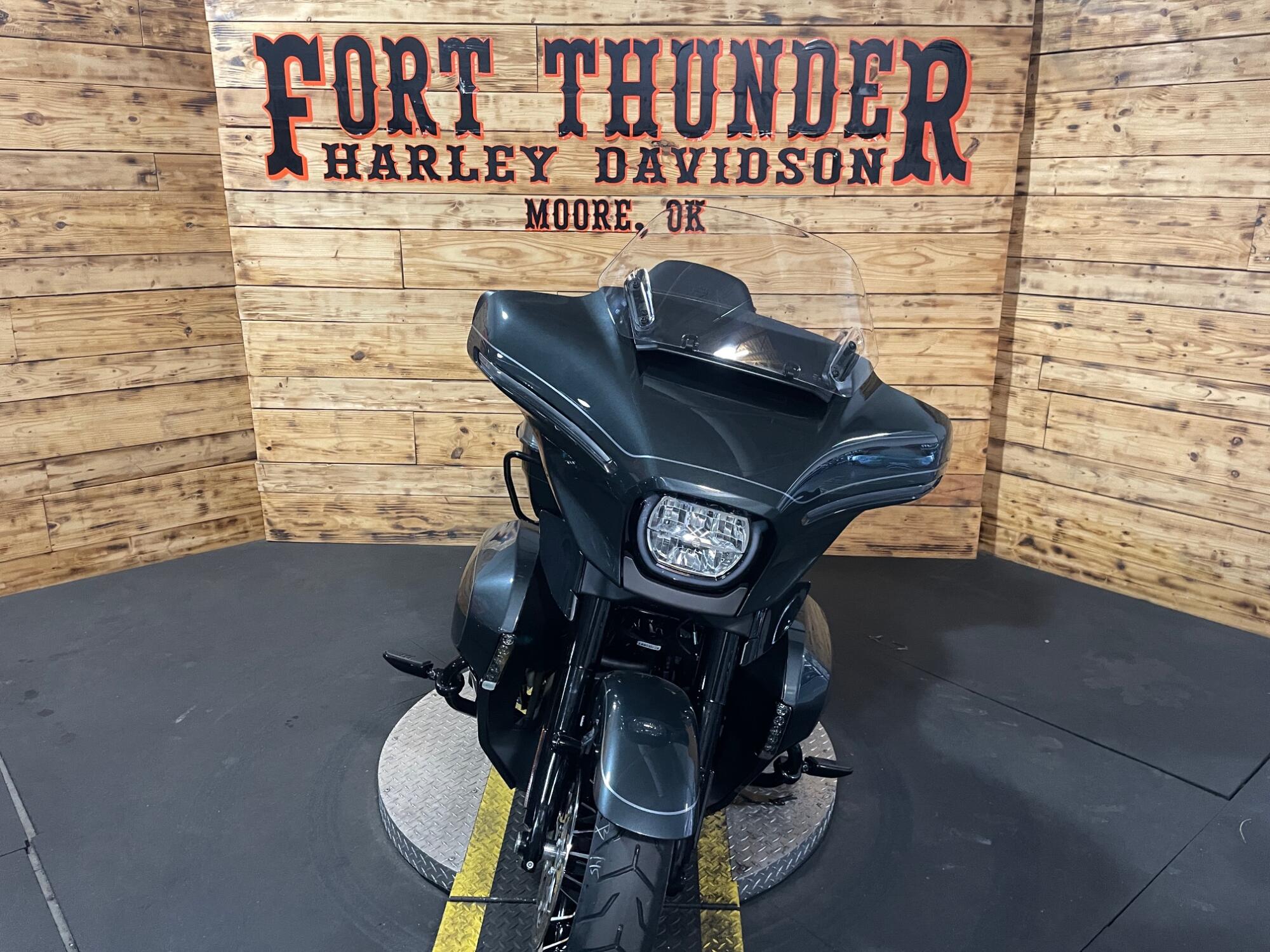 2026 Harley-Davidson® Street Glide Limited FLHXL, photo 5