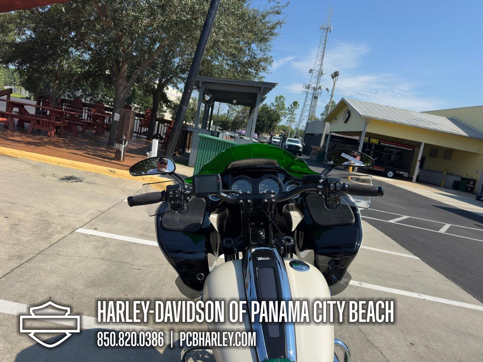 2022 Harley-Davidson® Road Glide® Special, photo 15