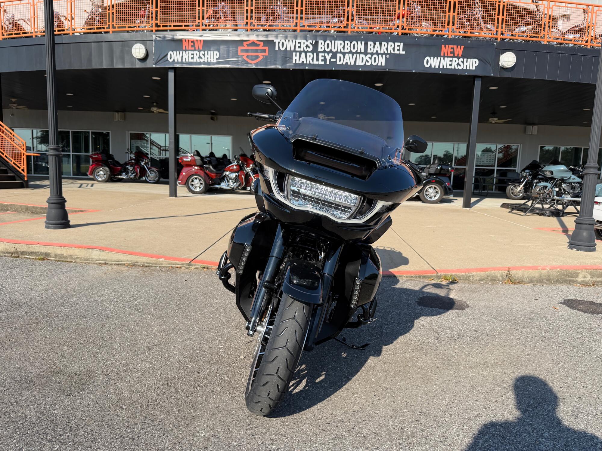 2026 Harley-Davidson® Road Glide Limited Black, photo 5