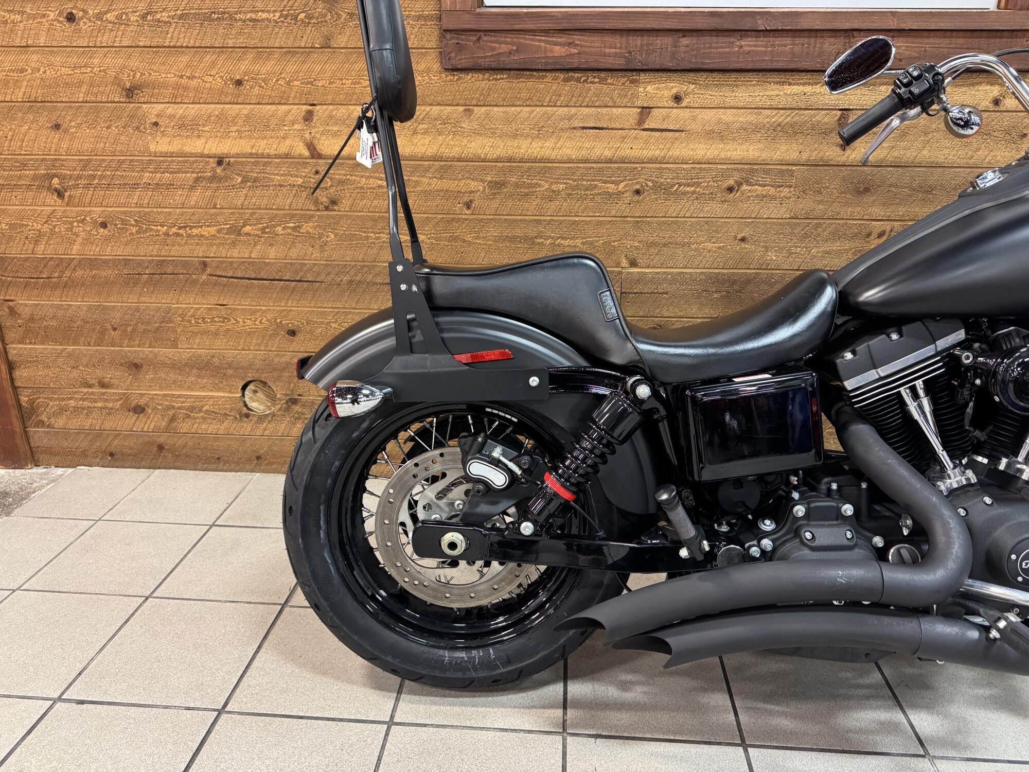 2016 Harley-Davidson® Street Bob® Black Denim FXDB, photo 5