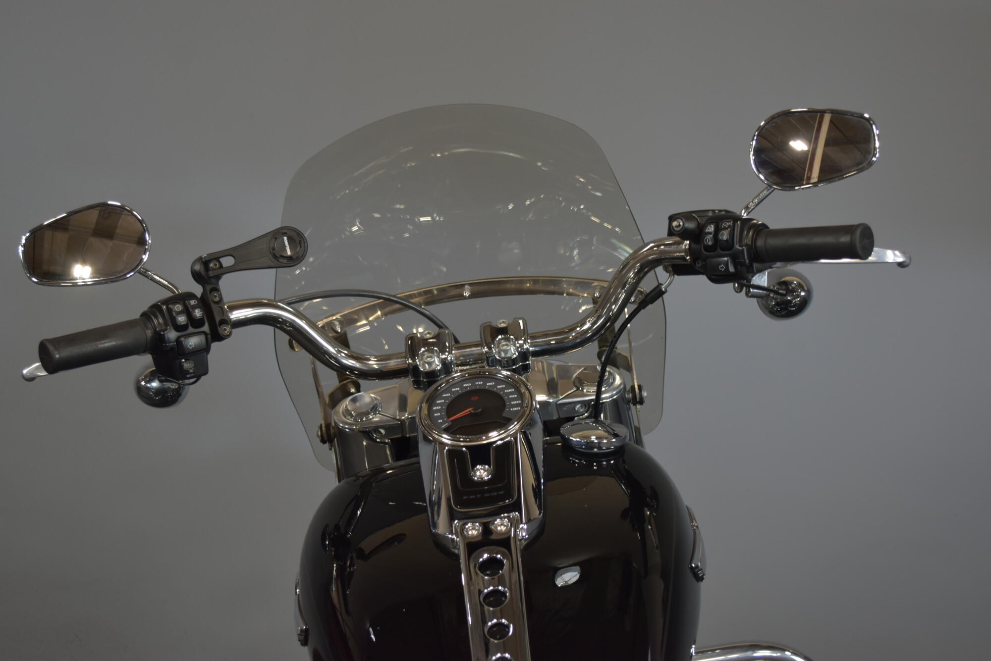 2024 Harley-Davidson® Fat Boy® 114 Vivid Black, photo 16