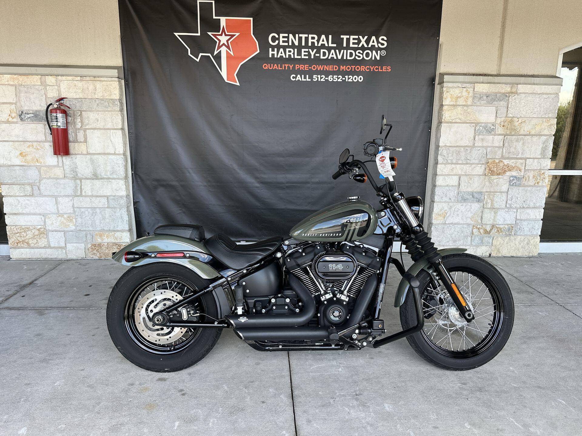 2021 Harley-Davidson® Street Bob® 114 FXBBS, photo 3
