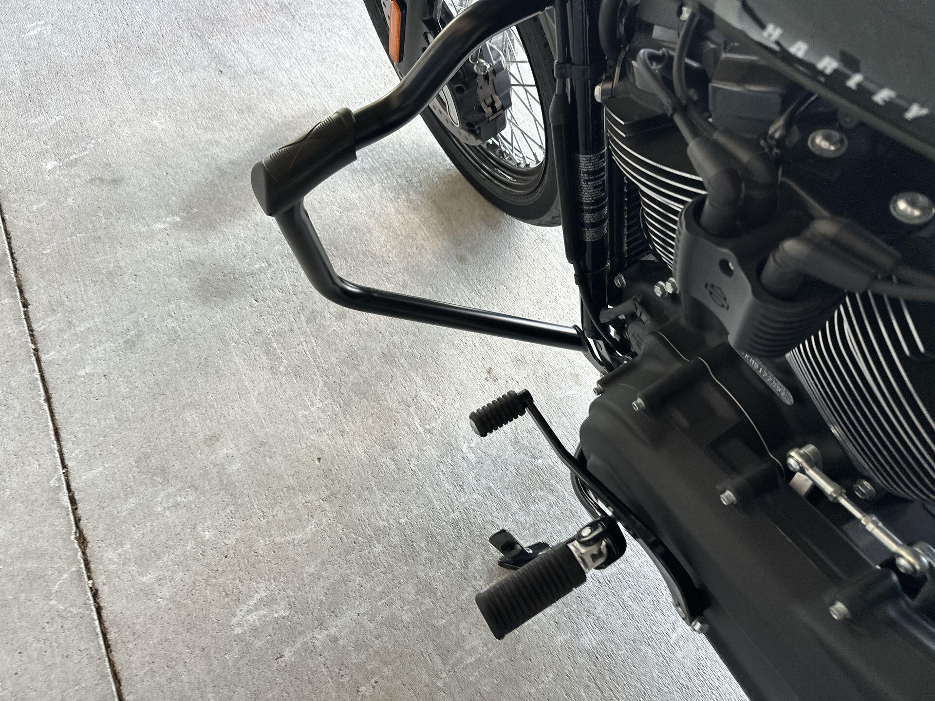 2021 Harley-Davidson® Street Bob® 114 FXBBS, photo 20