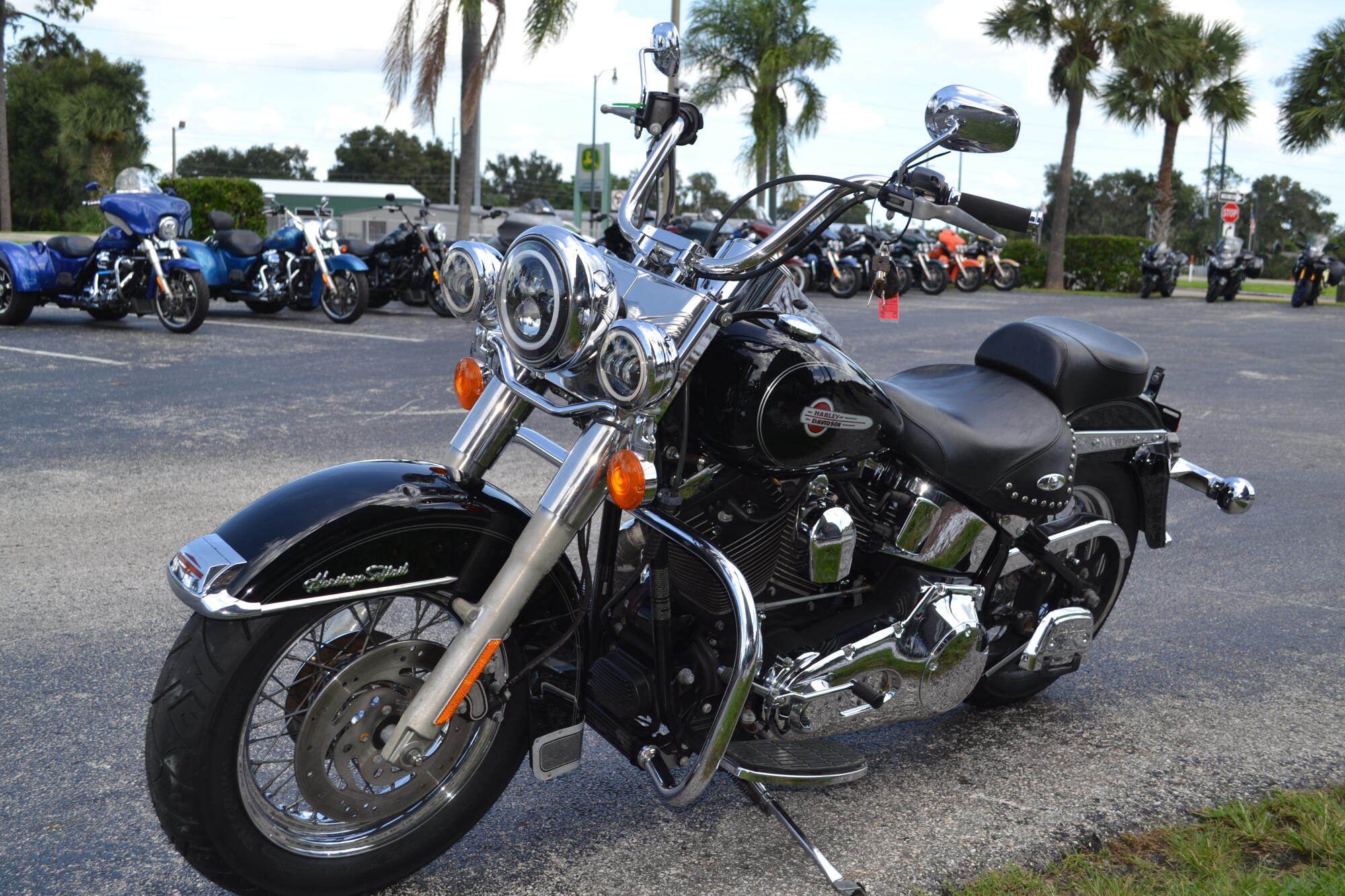 2004 Harley-Davidson® Heritage Softail® Classic - FLSTCI, photo 17