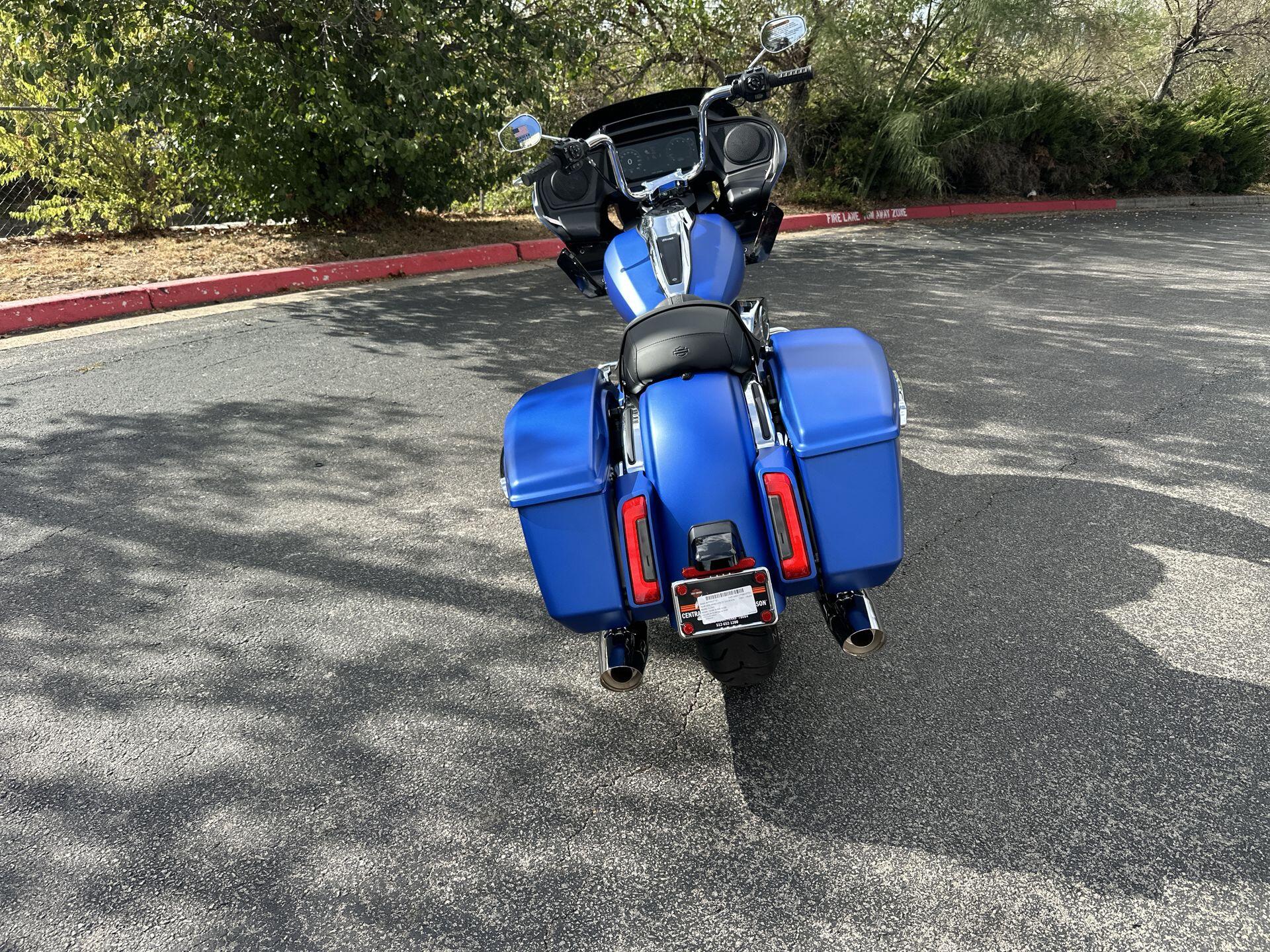 2026 Harley-Davidson® Road Glide® FLTRX, photo 8