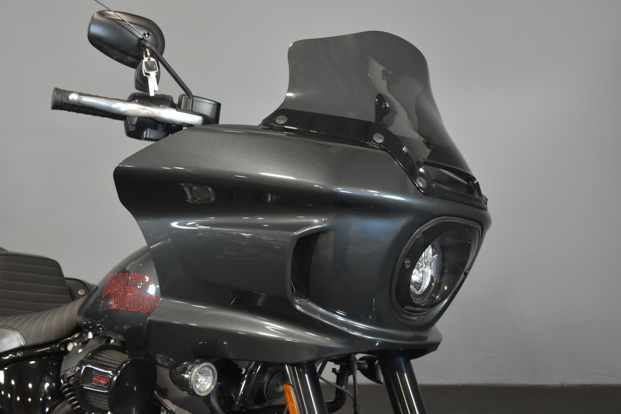 2025 Harley-Davidson® Low Rider® ST Iron Horse Metallic - Black Finish, photo 27