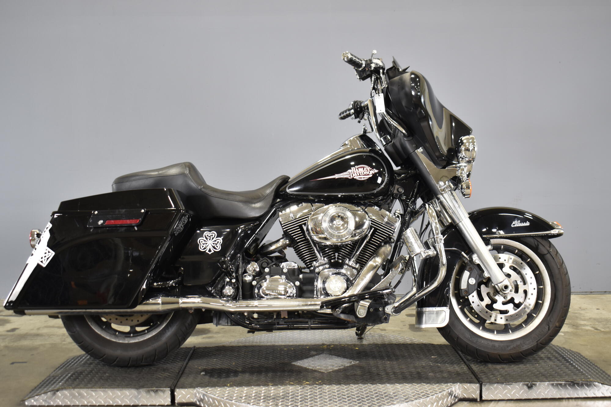 2008 Harley-Davidson® Electra Glide® Classic Black