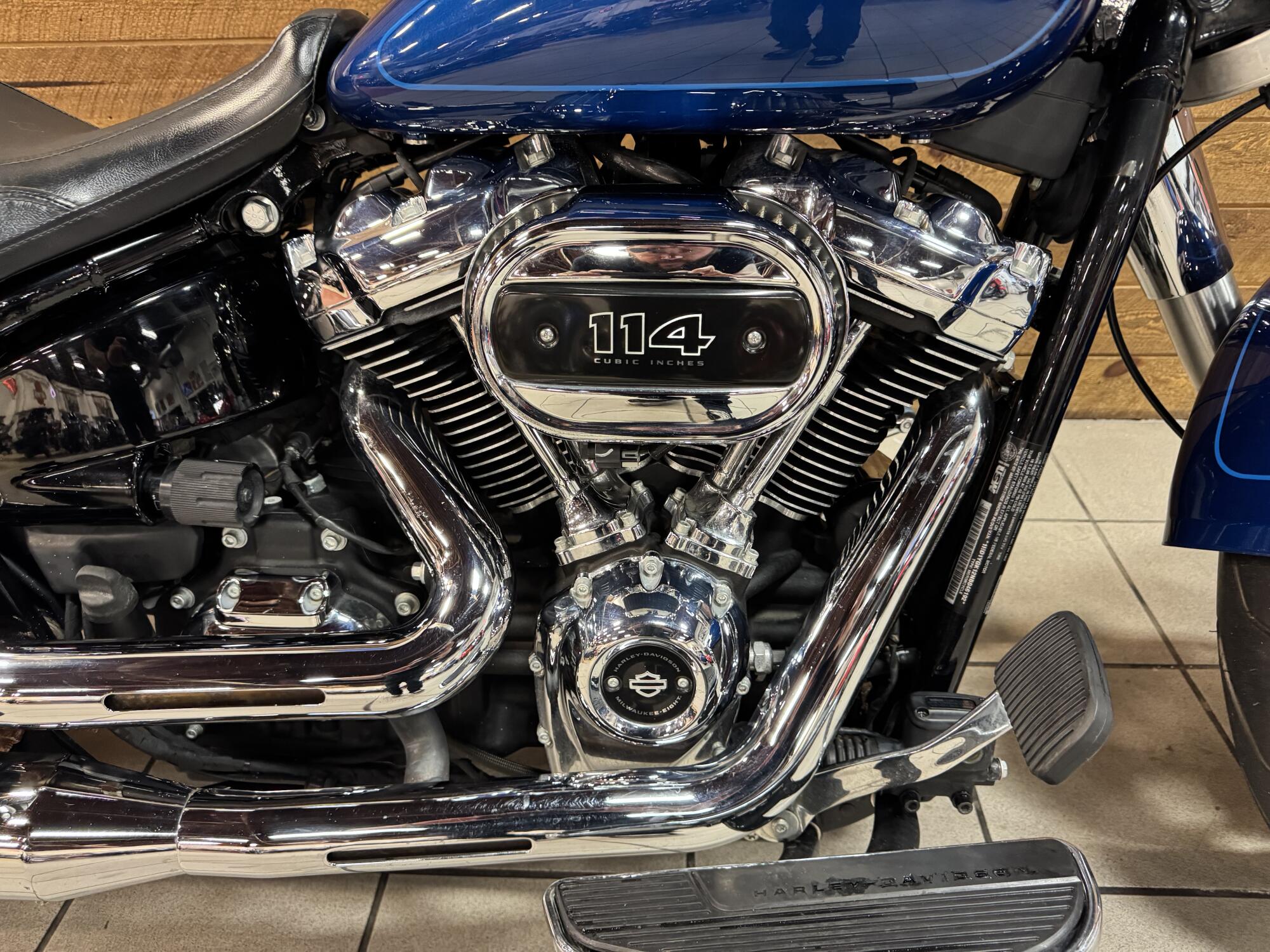 2022 Harley-Davidson® Fat Boy® 114 Reef Blue FLFBS, photo 3