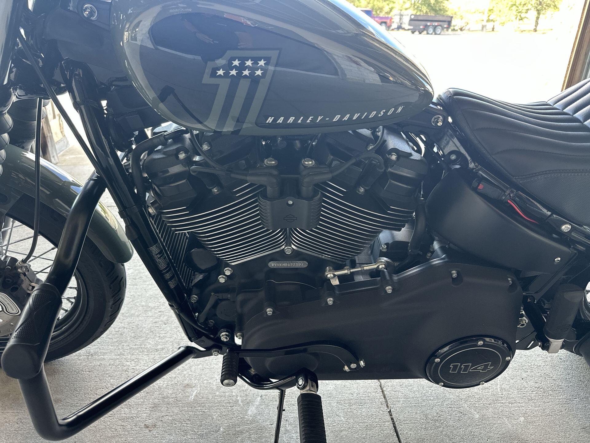 2021 Harley-Davidson® Street Bob® 114 FXBBS, photo 13