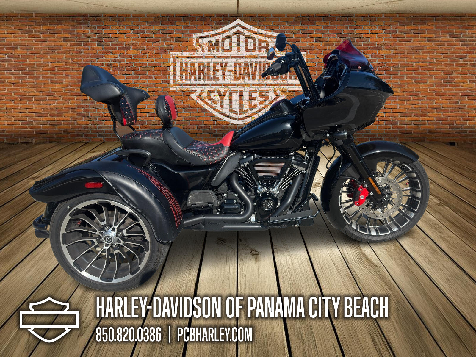2023 Harley-Davidson® Road Glide® 3