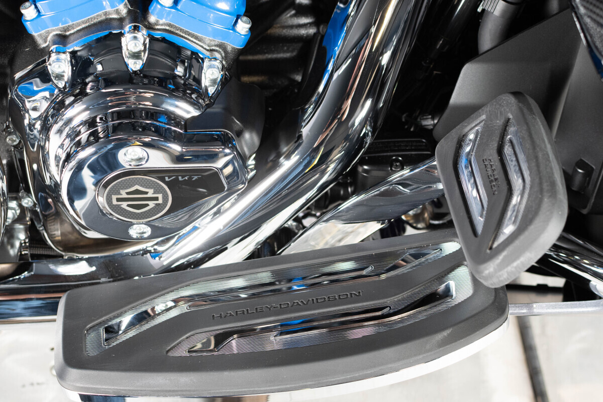 2026 Harley-Davidson® CVO Street Glide Limited FLHXLSE, photo 16