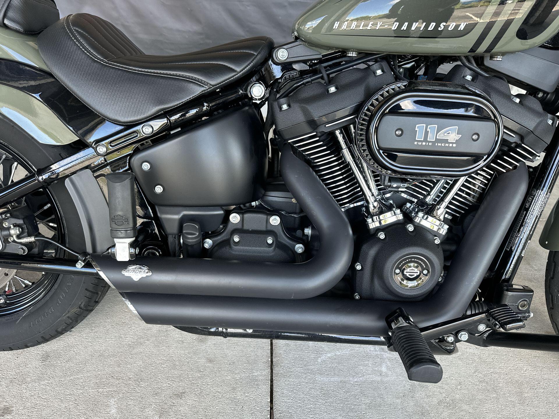 2021 Harley-Davidson® Street Bob® 114 FXBBS, photo 15