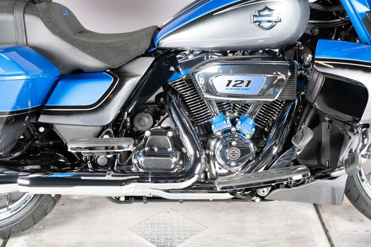 2026 Harley-Davidson® CVO Street Glide Limited FLHXLSE, photo 12