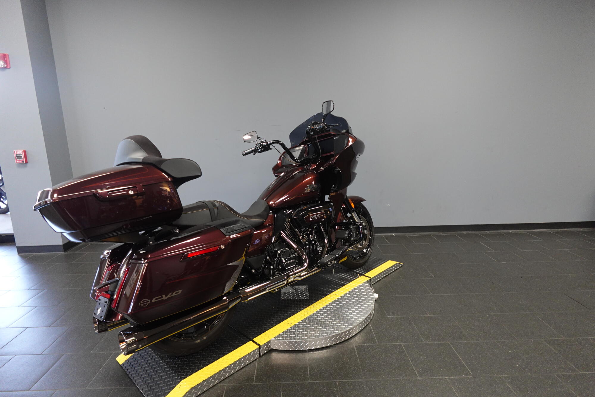 2024 Harley-Davidson CVO™ Road Glide FLTRXSE, photo 8