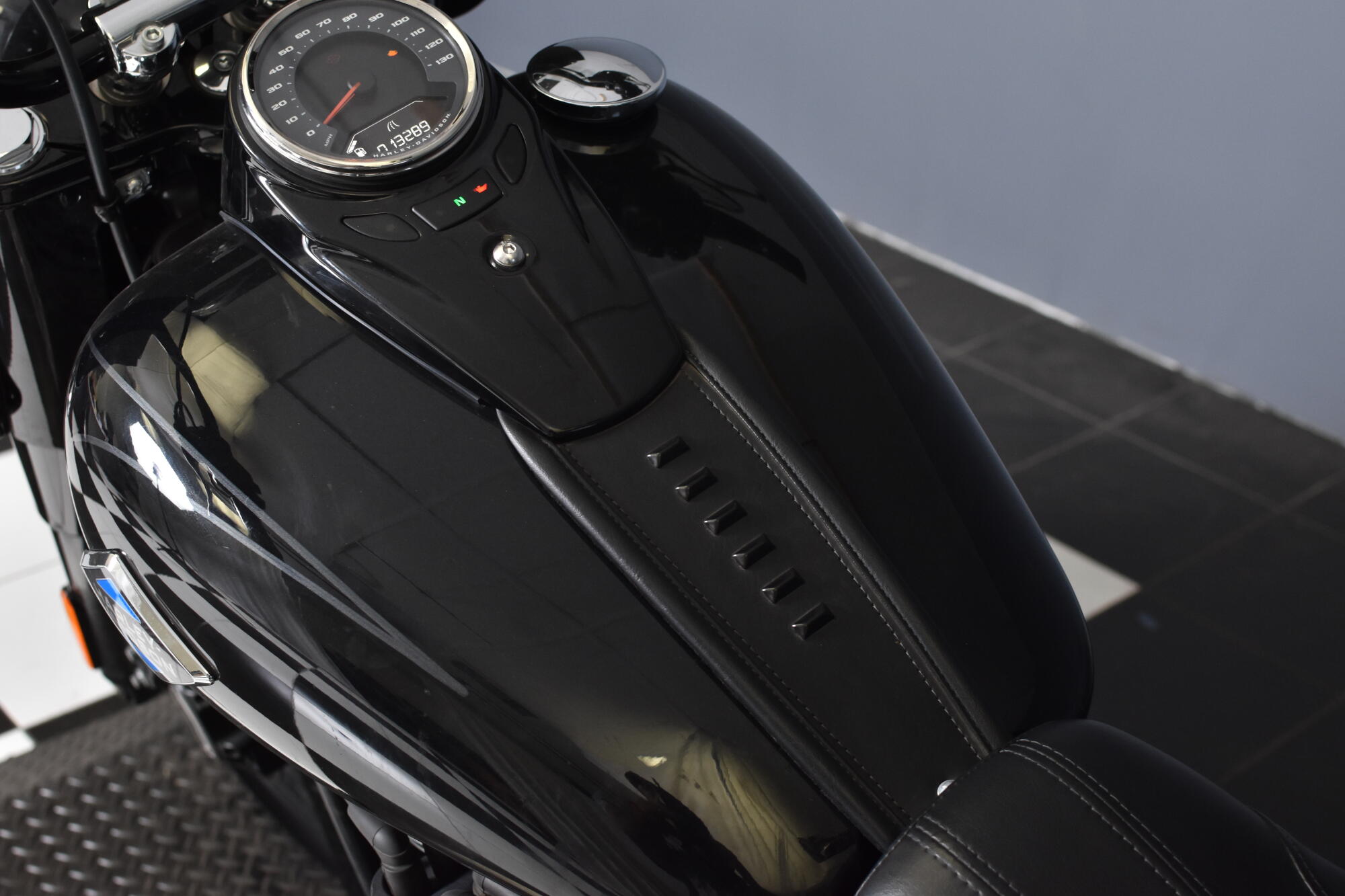 2025 Harley-Davidson® Heritage Classic FLHC, photo 15