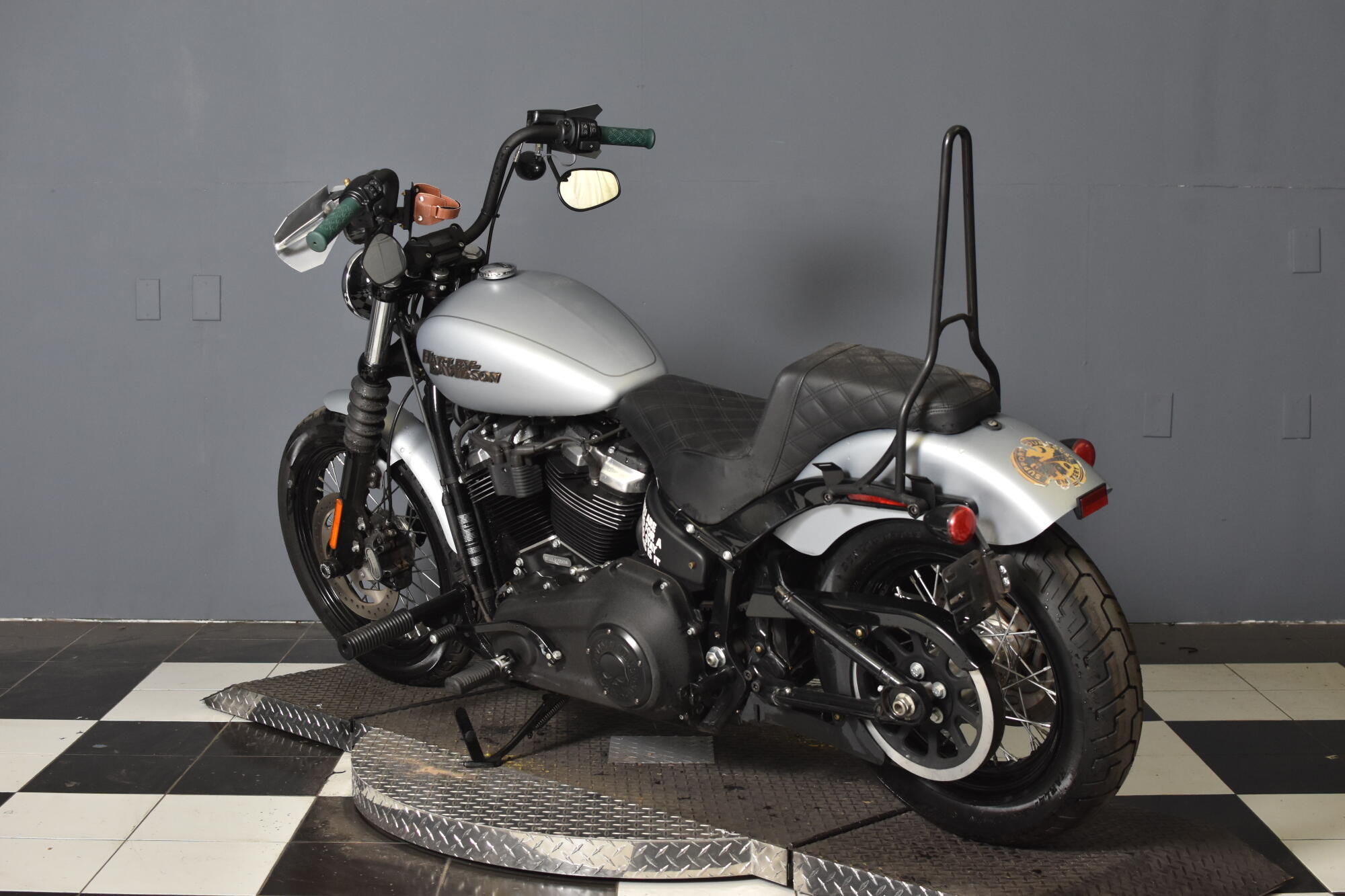 2020 Harley-Davidson® Street Bob® FXBB, photo 6